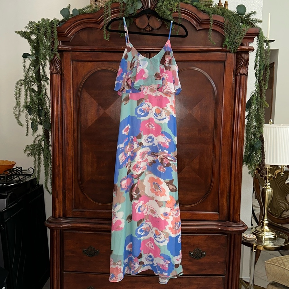 NWT Lovposh Flower Maxi Dress